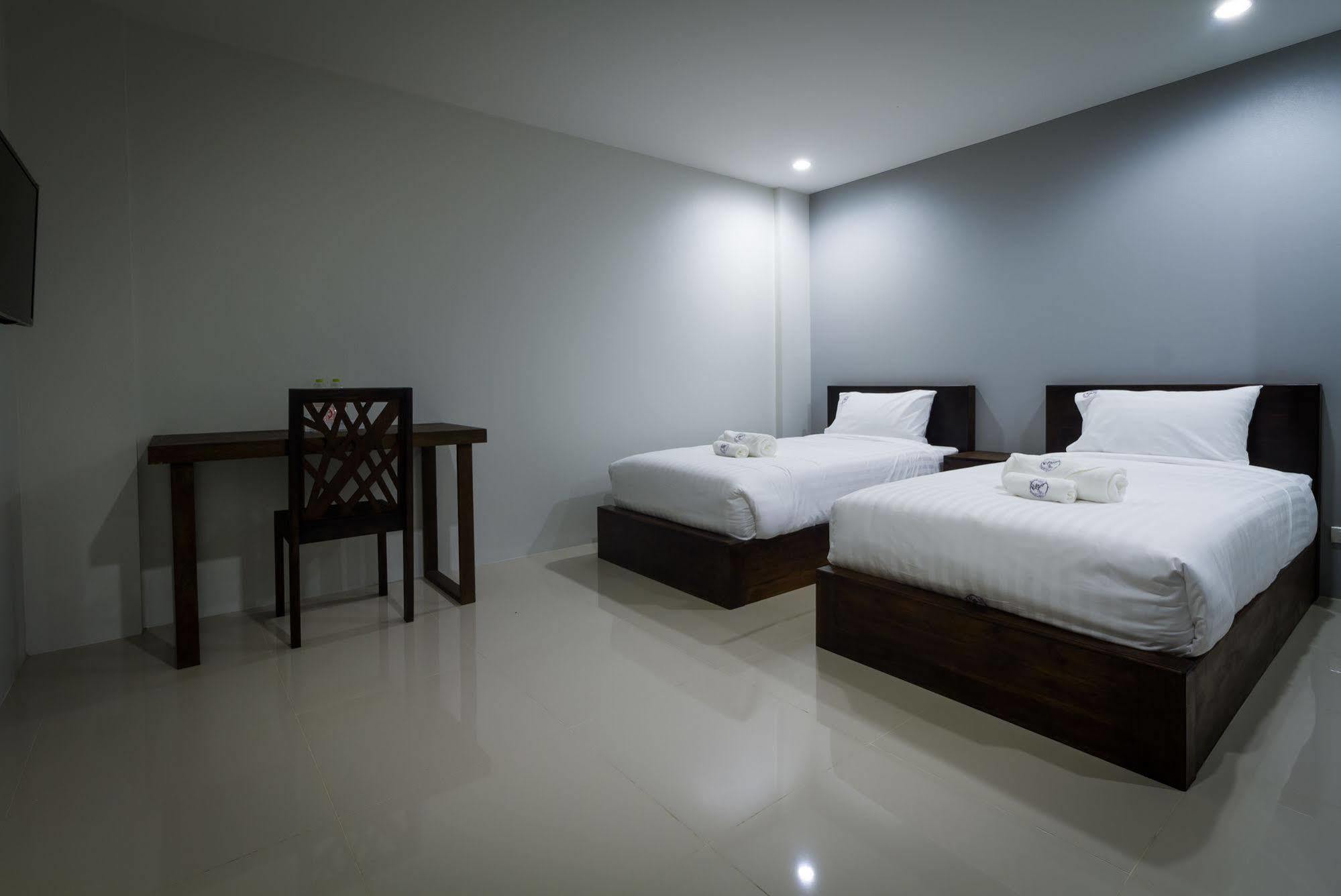 Hotel Rest Solution Chiang Mai Exterior foto