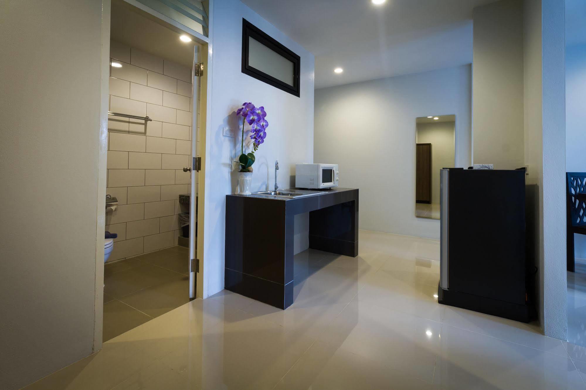 Hotel Rest Solution Chiang Mai Exterior foto
